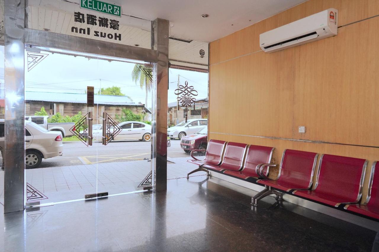 Oyo 89866 Houz Inn Bintulu Exterior photo